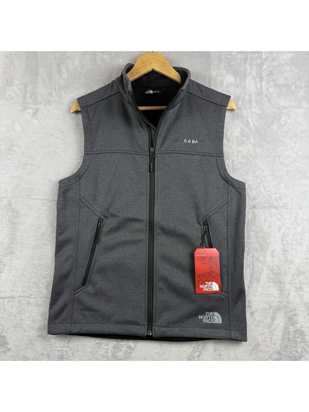 The North Face Men’s S Gray Soft Shell Full Zip Vest NWT Outdoor Corporate Logo
